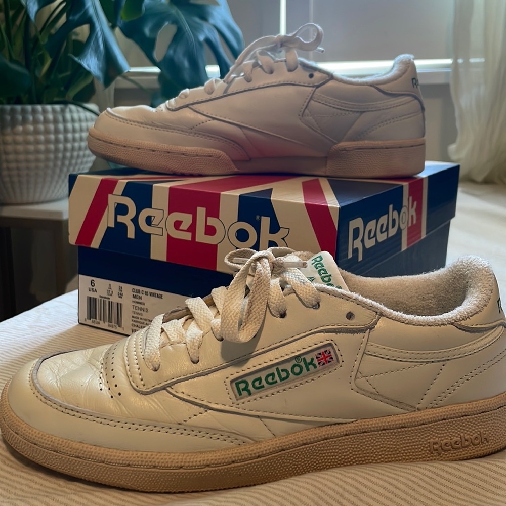 Reebok Club C 85 Vintage shoes in Chalk/Paper White